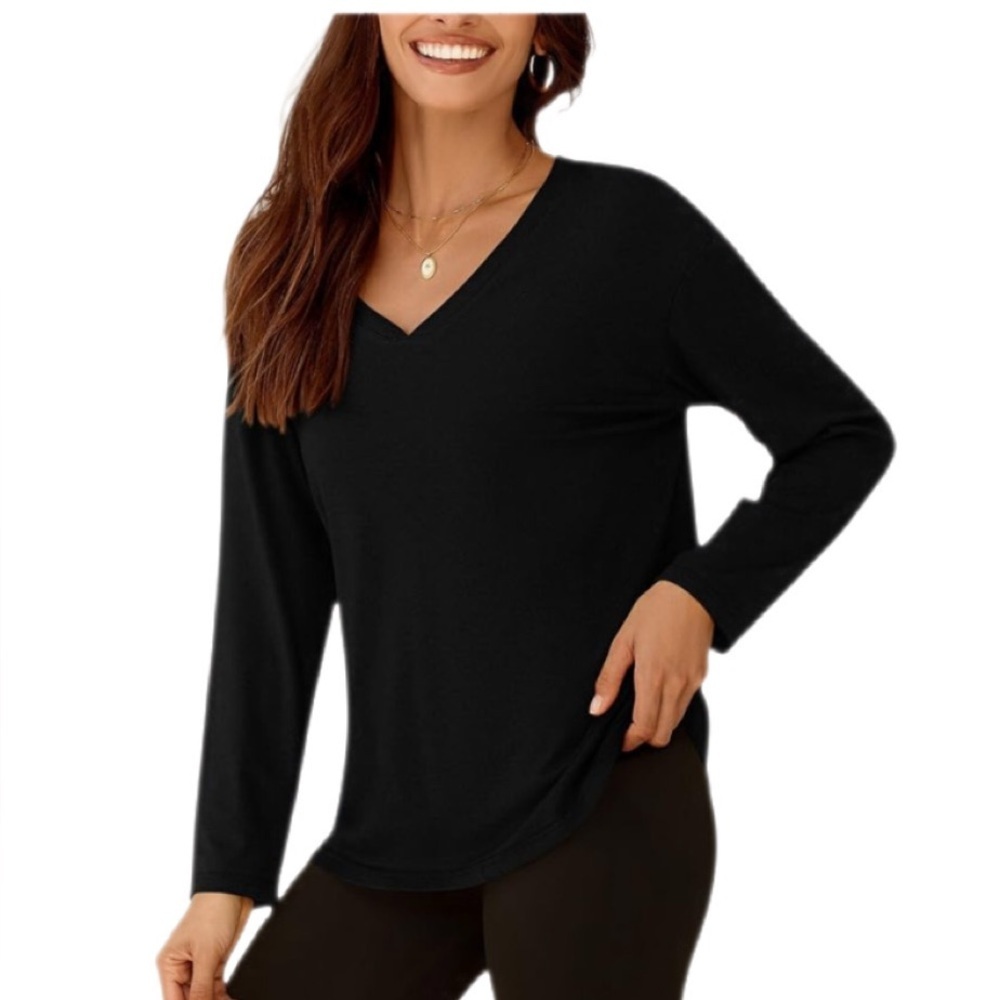 PrettyGarden Black V-Neck Long Sleeve Knit Top NWT Relaxed Fit Medium